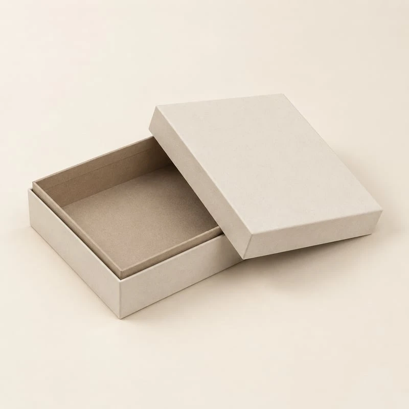 Two-piece lid and base presentation box
